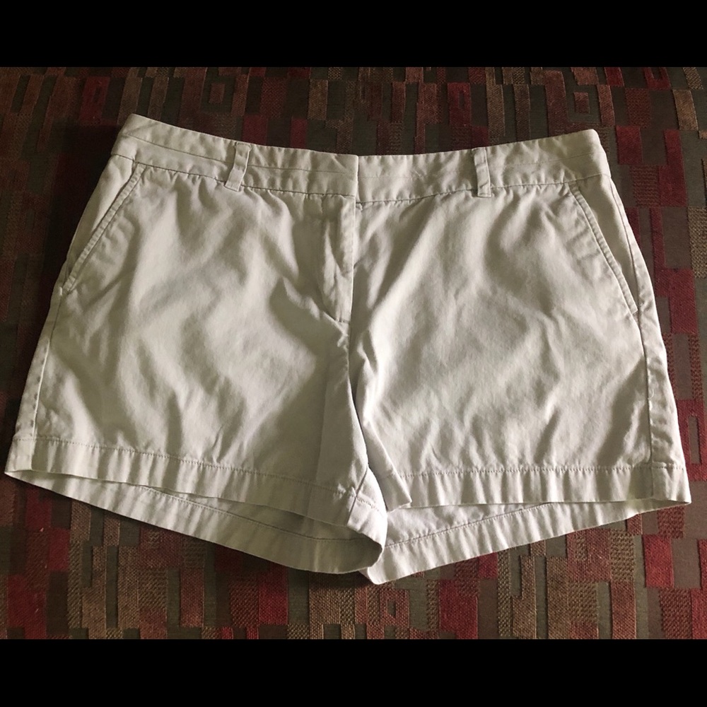 VGUC Ann Taylor Loft Size 12 Original Khaki Shorts